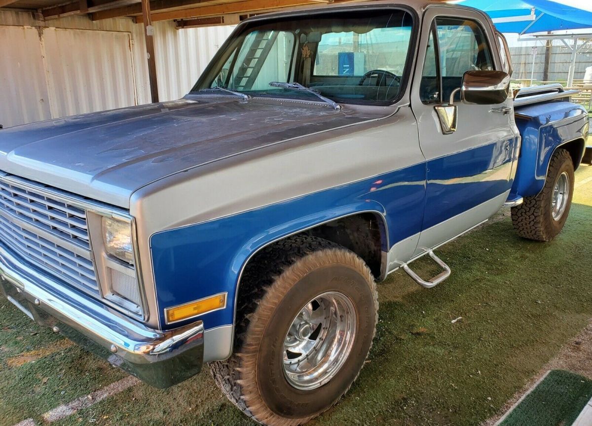 1983 Chevrolet C10 - photo 2
