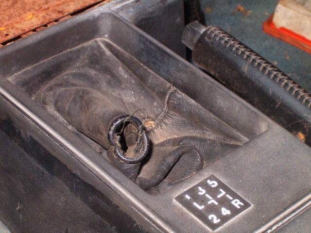 1983 Chevrolet Camaro IROC - photo 8