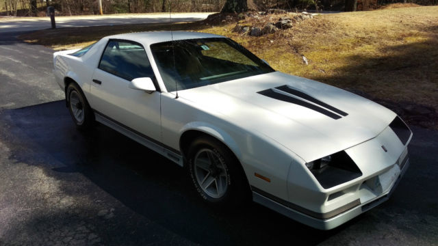 1983 CHEVROLET CAMARO Z-28 305 Crossfire 1983 Chevrolet Camaro