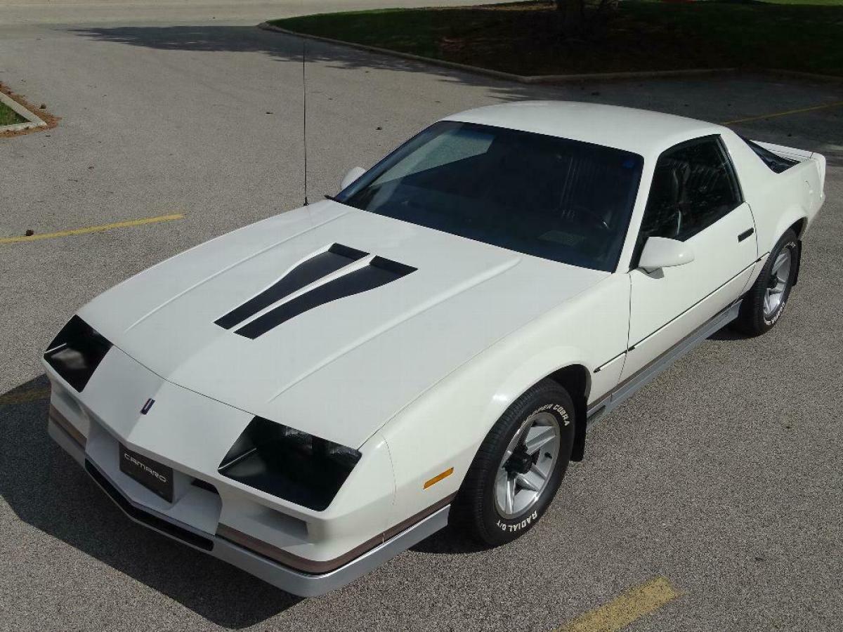 1983 Chevrolet Camaro Z28 - photo 13