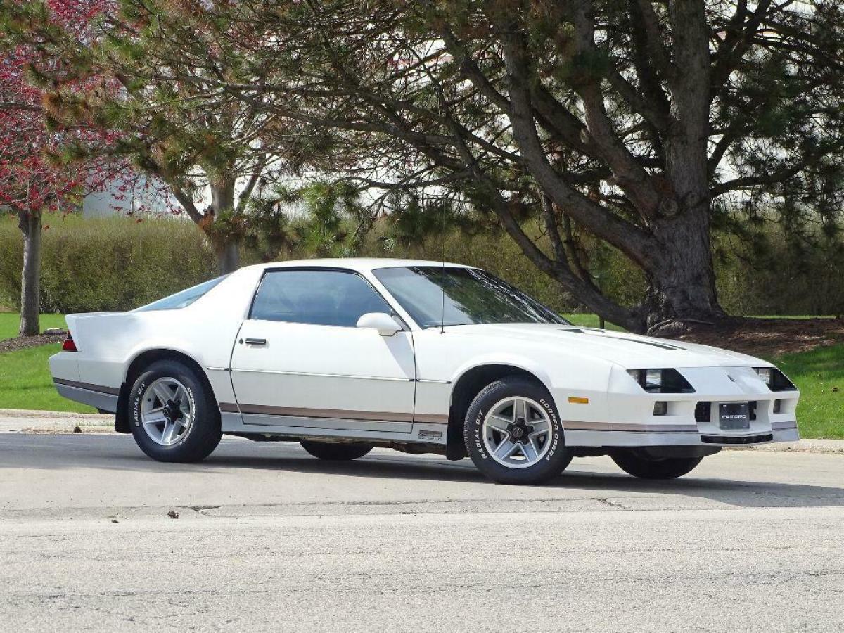 1983 Chevrolet Camaro Z28 - photo 8