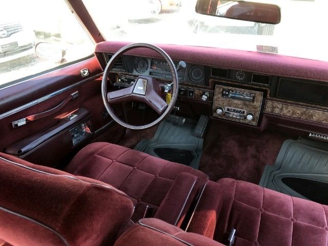 1983 Chevrolet Caprice Classic Sedan 4-Door - photo 6