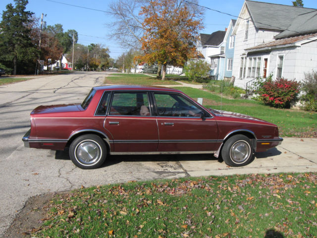 1983 Chevrolet Celebrity - photo 2
