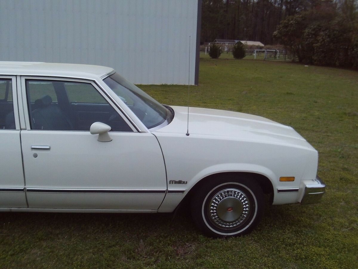 1983 Chevrolet Malibu - photo 7
