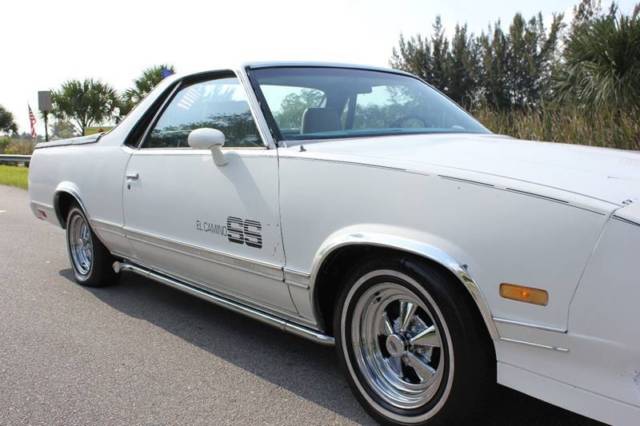 1983 Chevrolet El Camino SS 2dr Standard Cab - photo 2