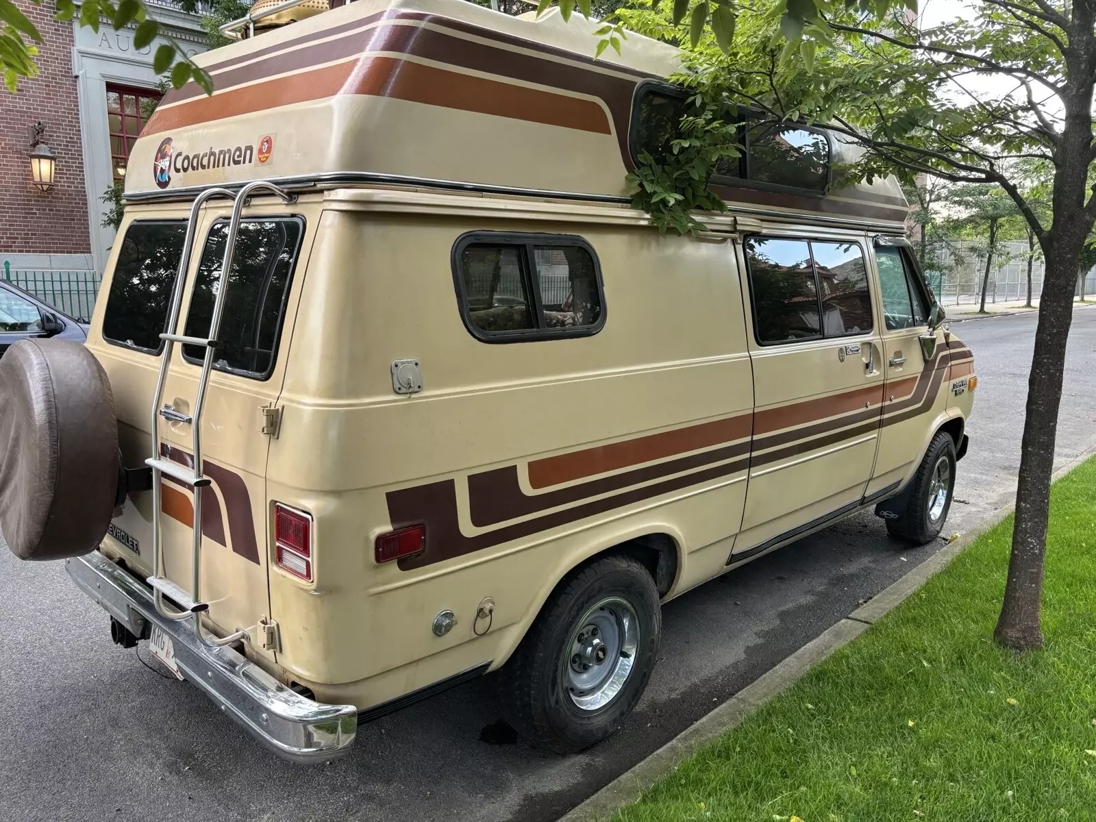 1983 Chevrolet G20 - photo 3