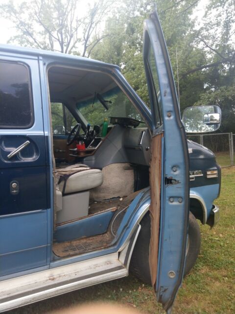1983 Chevrolet G20 Van chrome - photo 6