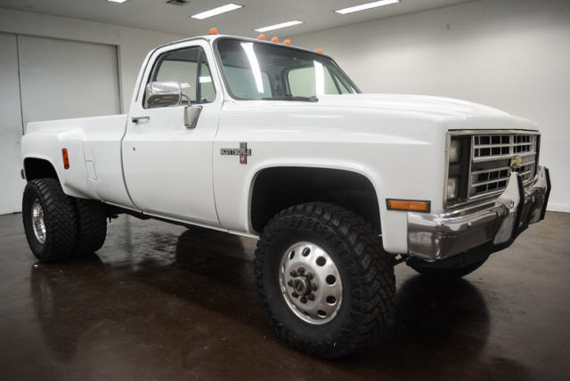 1983 Chevrolet K-30 667 Miles White 454 V8 4-speed Manual 1983 Chevrolet K-30 --
