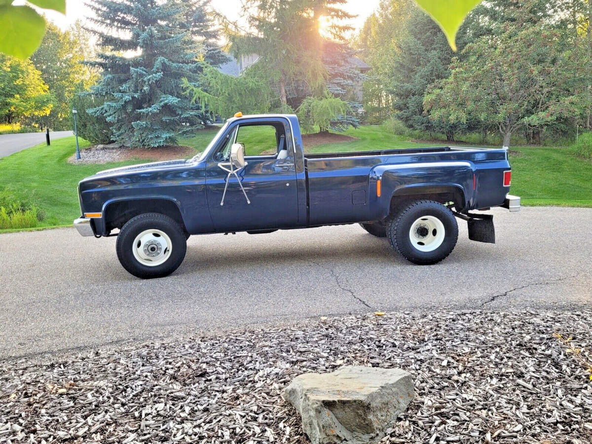 1983 Chevrolet C/K Pickup 3500 - photo 2