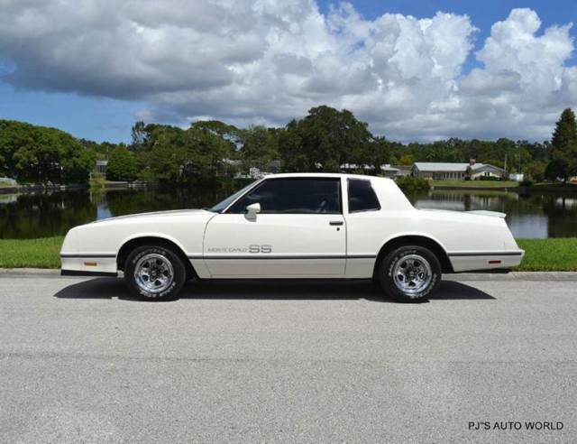 1983 Chevrolet Monte Carlo SS 2dr Coupe - photo 2