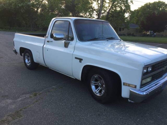 1983 Chevrolet Silverado 2500 - photo 2