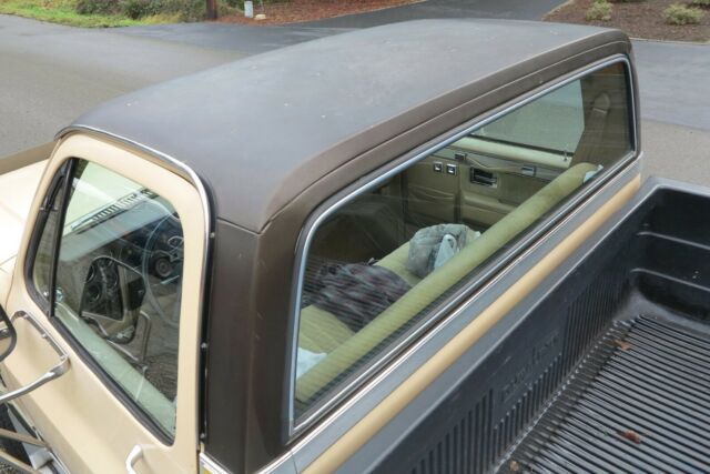 1983 Chevrolet C/K Pickup 2500 Silverado - photo 10