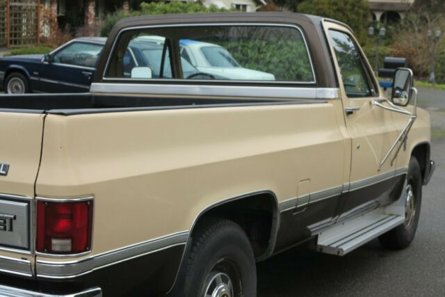 1983 Chevrolet C/K Pickup 2500 Silverado - photo 6