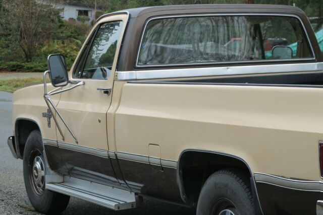 1983 Chevrolet C/K Pickup 2500 Silverado - photo 9