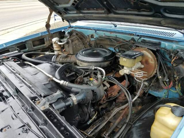 1983 Chevrolet C/K Pickup 1500 - photo 7