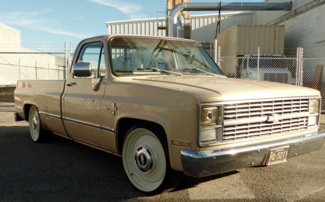 1983 Chevrolet C-10 Silverado - photo 2