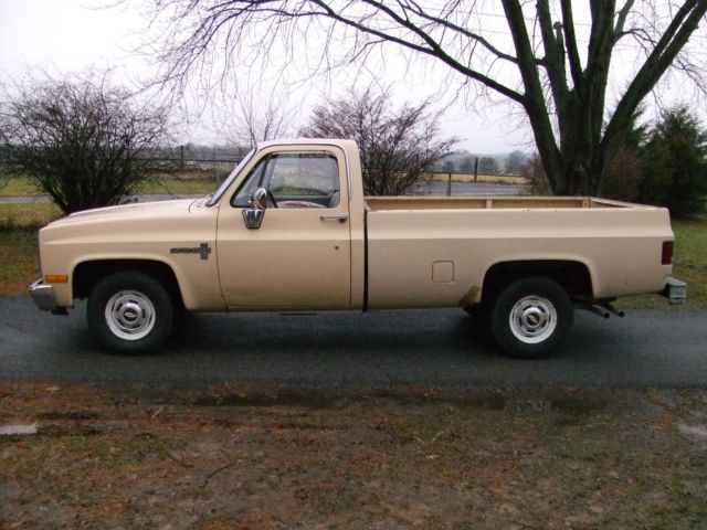 1983 Chevrolet C-10 - photo 2