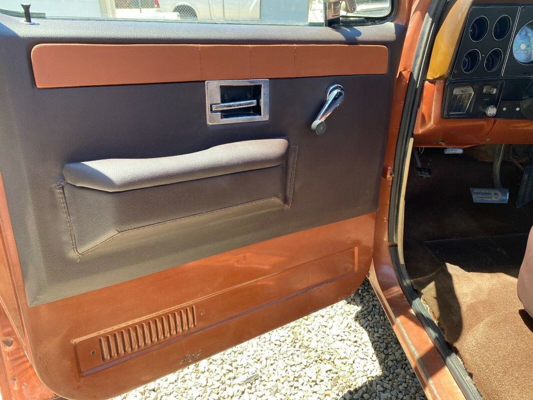 1983 Chevrolet C-10 silverado - photo 11