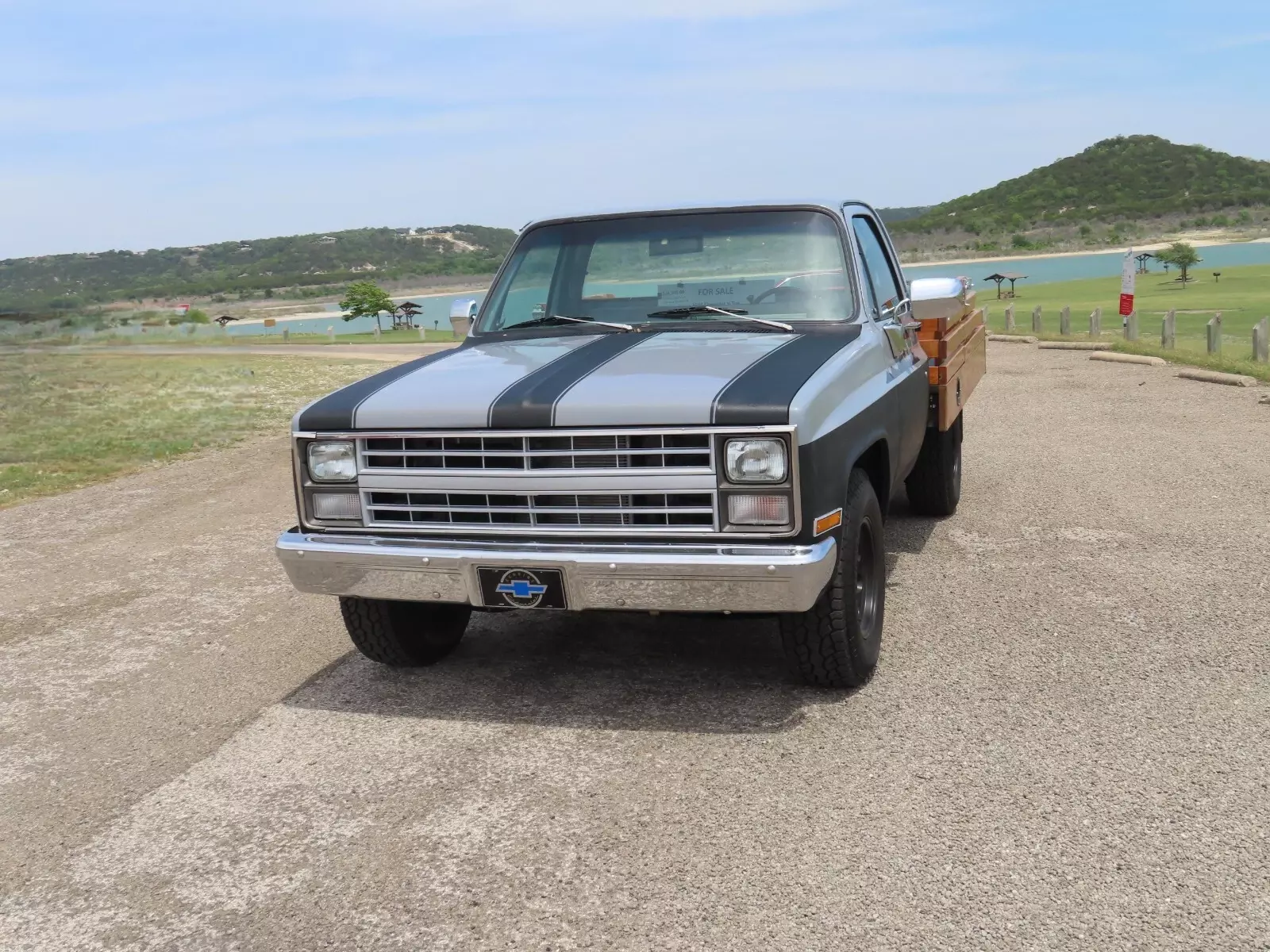 1983 Chevrolet C-10 Stake Bed - photo 2