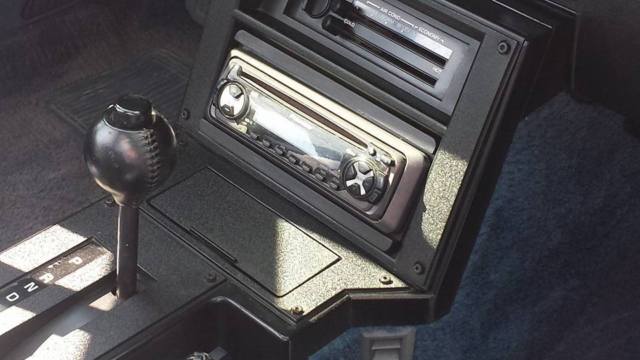 1983 Chevrolet Camaro - photo 10