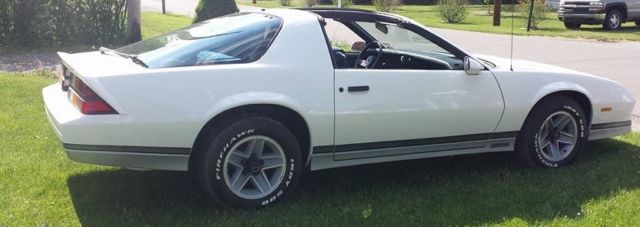1983 Chevrolet Camaro - photo 3