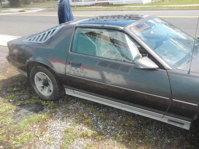 1983 Chevrolet Camaro Z-28 - photo 3