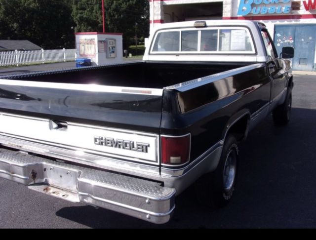 1983 Chevrolet C/K Pickup 1500 K-10 4X4 - photo 4