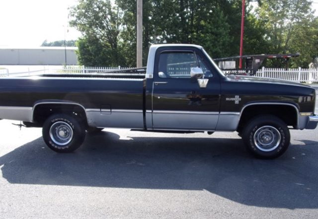 1983 Chevrolet C/K Pickup 1500 K-10 4X4 - photo 5