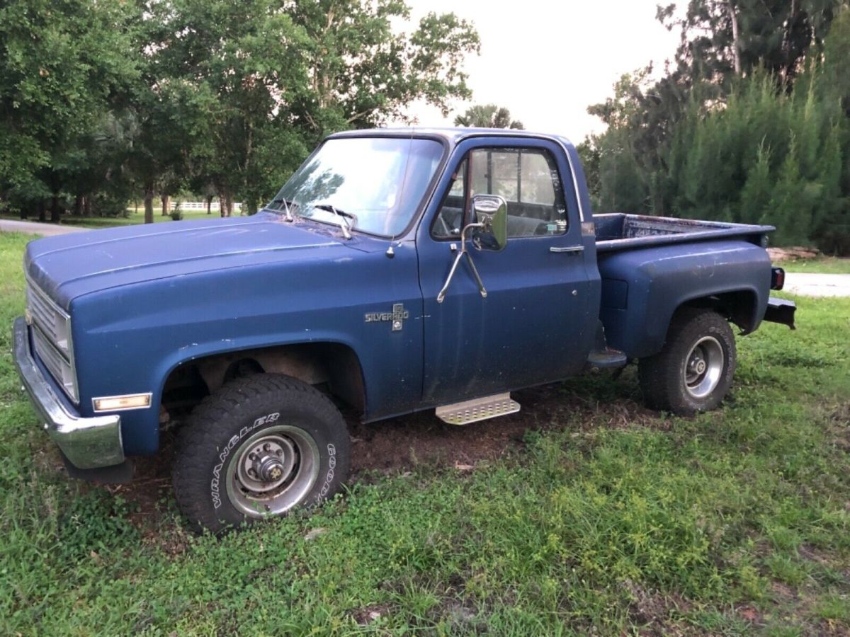 1983 Chevrolet C-10 - photo 2