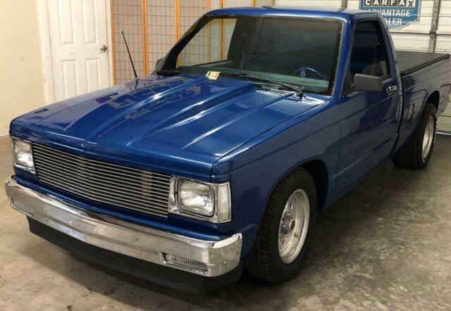 1983 Chevrolet S-10 Custom V8 Conversion Worldwide Shipping - photo 4