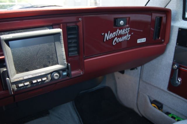 1983 Chevrolet S-10 maroon with grafics - photo 7