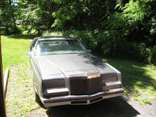 1983 CHRYSLER IMPERIAL 1983 Chrysler Imperial LUXURY COUPE