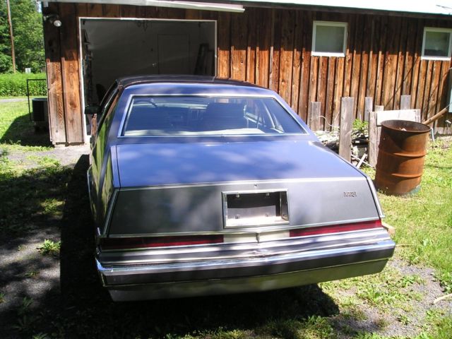 1983 Chrysler Imperial LUXURY COUPE - photo 3