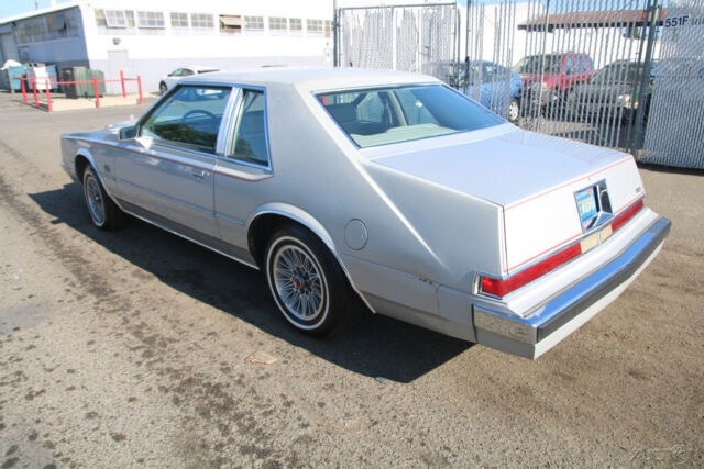 1983 Chrysler Imperial - photo 4