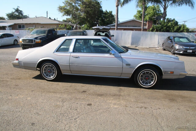 1983 Chrysler Imperial - photo 7