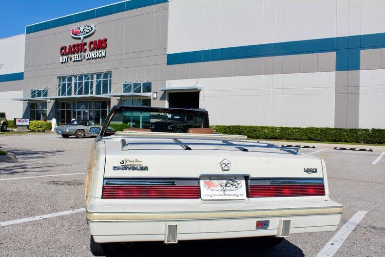1983 Chrysler Le Baron - photo 10