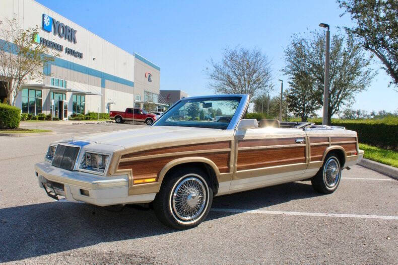 1983 Chrysler Le Baron - photo 6
