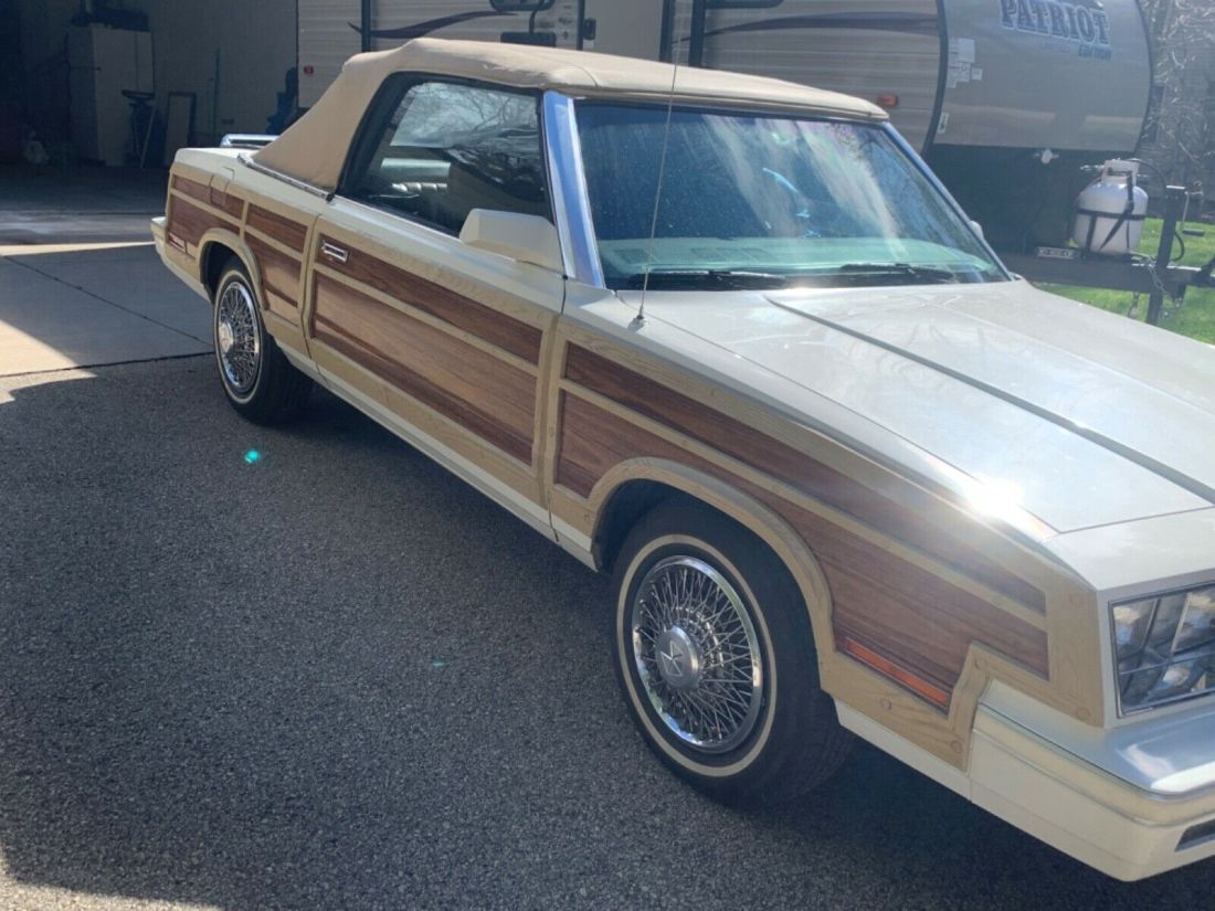 1983 Chrysler LeBaron - photo 3