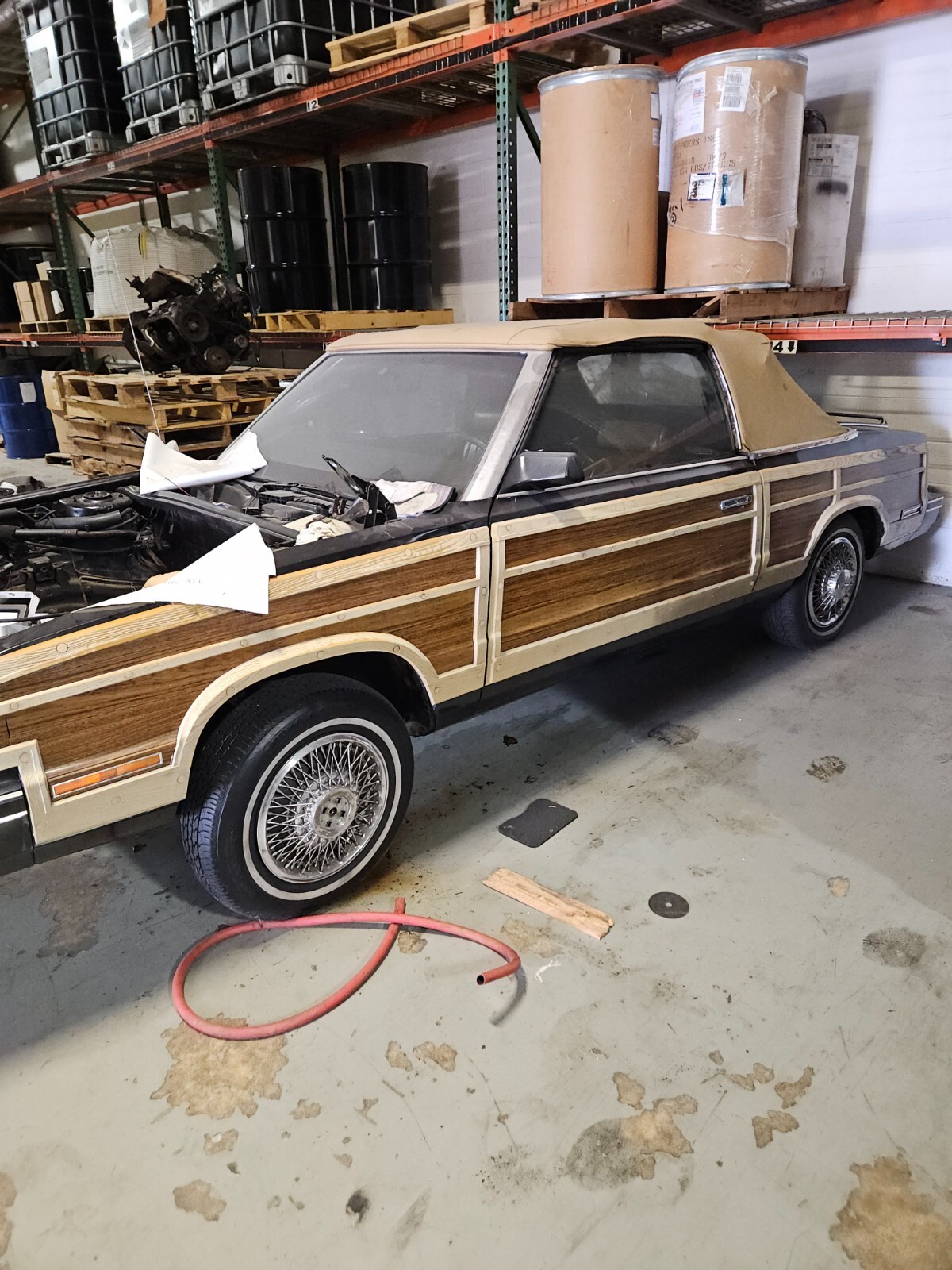1983 Chrysler LeBaron Wood Trim over Black Paint - photo 2