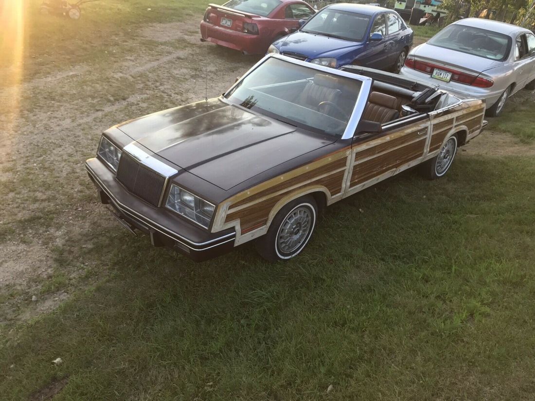 1983 Chrysler LeBaron - photo 3