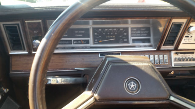 1983 Chrysler LeBaron - photo 6