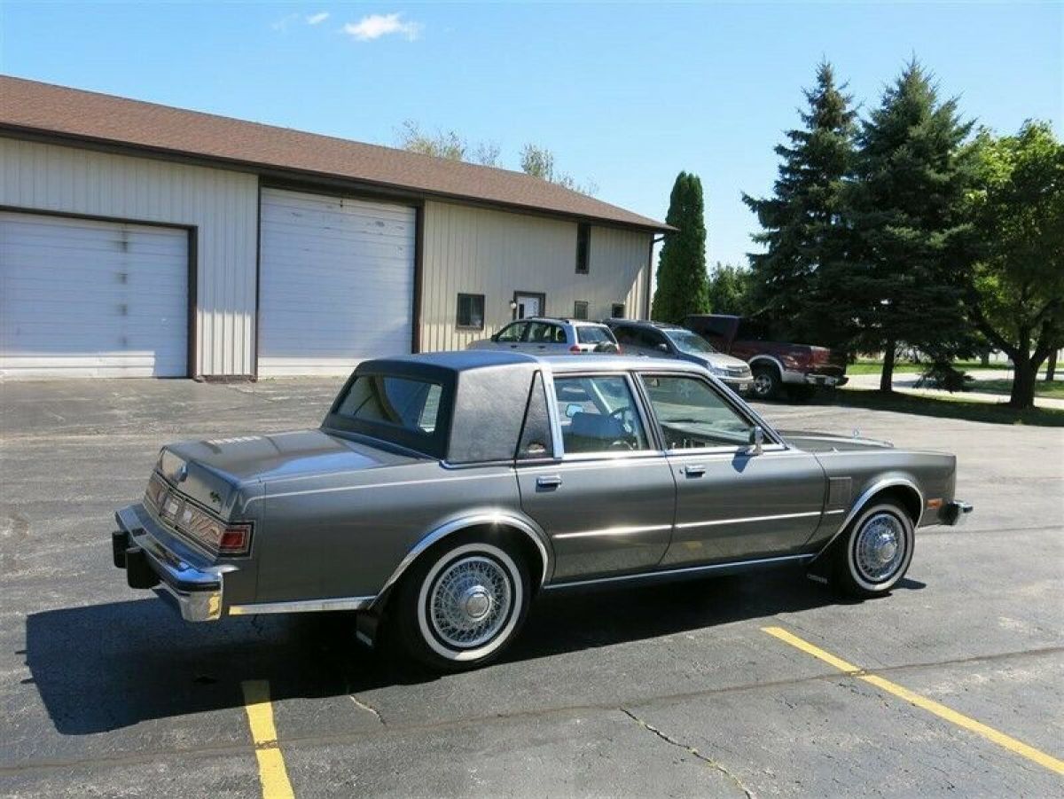 1983 Chrysler New Yorker 1 Owner, 9500 Miles! - photo 13