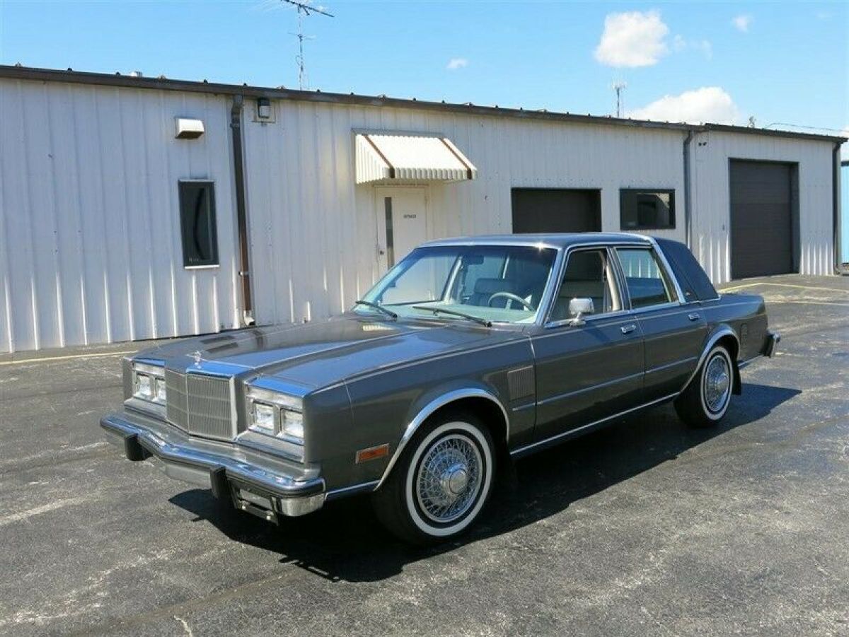 1983 Chrysler New Yorker 1 Owner, 9500 Miles! - photo 2