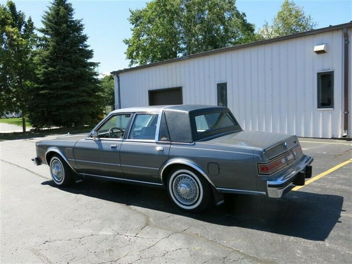 1983 Chrysler New Yorker 1 Owner, 9500 Miles! - photo 7