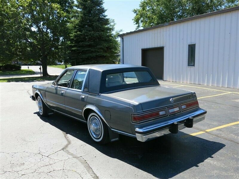 1983 Chrysler New Yorker 1 Owner, 9500 Miles! - photo 8