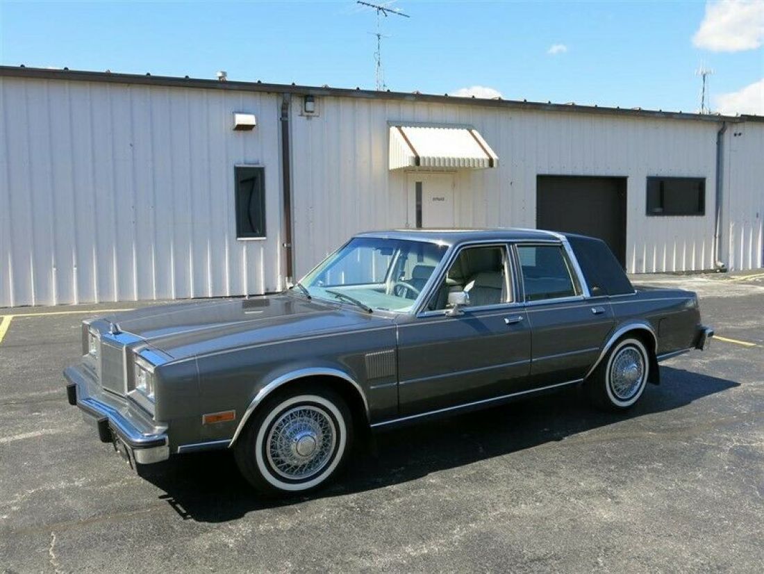 1983 Chrysler New Yorker Fifth Avenue, 1 Owner, 9500 Miles! - photo 3