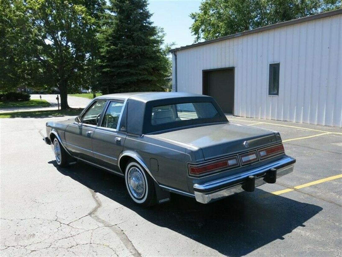 1983 Chrysler New Yorker Fifth Avenue, 1 Owner, 9500 Miles! - photo 8