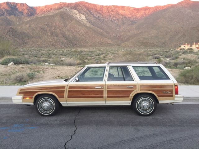 1983 Chrysler Town & Country Wagon with Mark Cross Package - photo 3