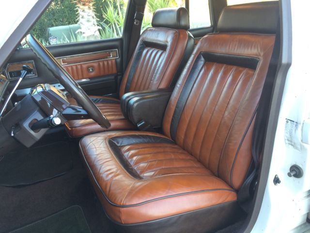 1983 Chrysler Town & Country Wagon with Mark Cross Package - photo 9