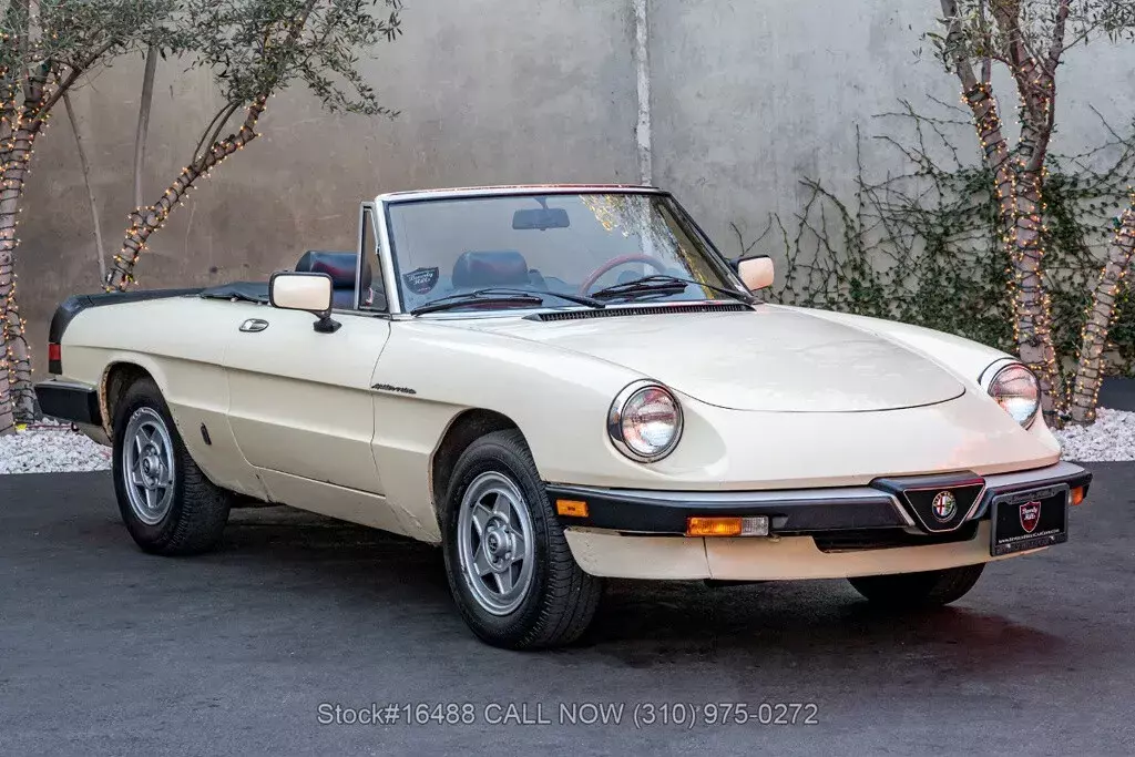 1983 Convertible Used 2L I4 8V 1983 Alfa Romeo Spider Convertible